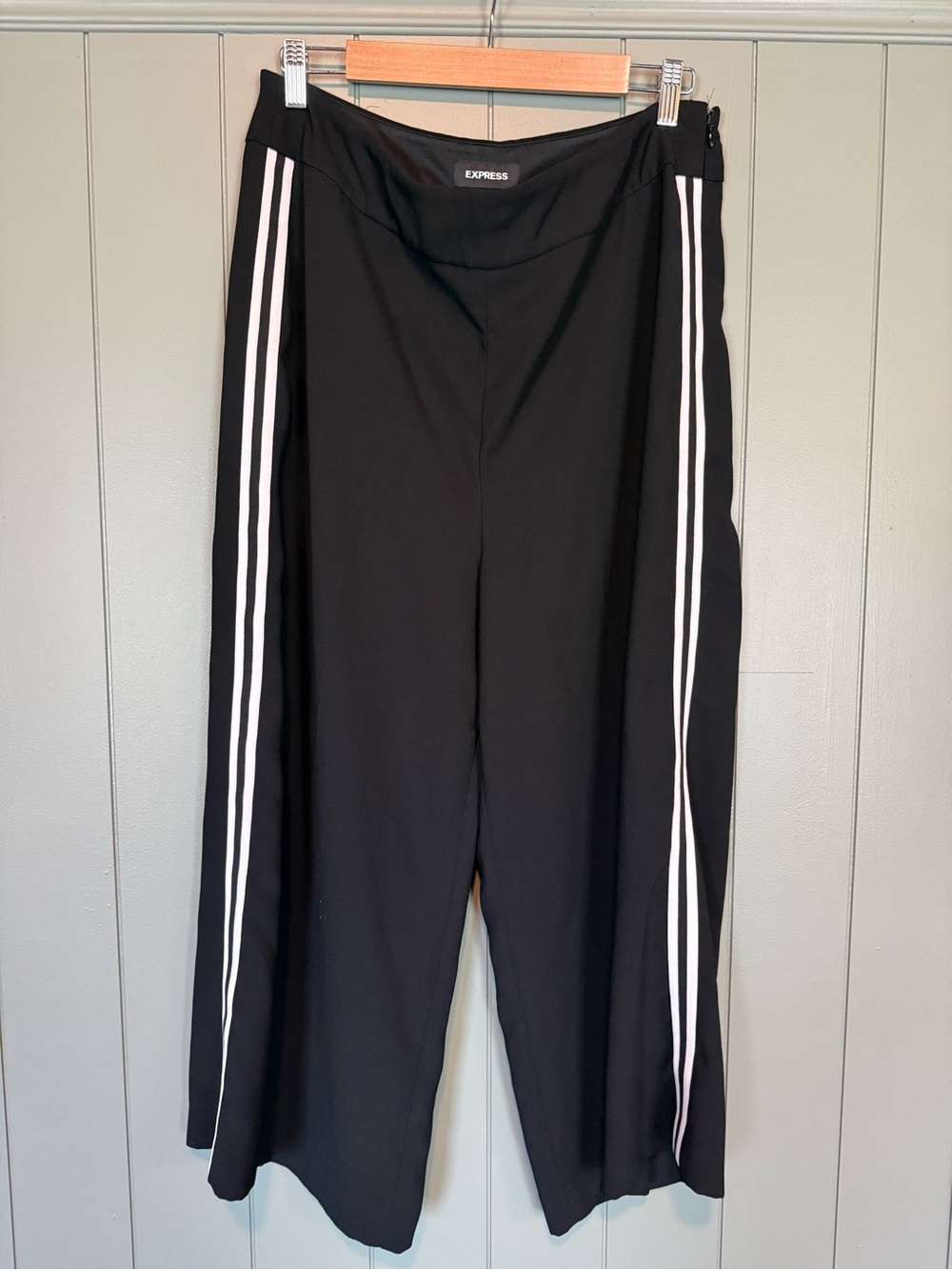 Express Black Wide-Leg Pants with White Side Stripes